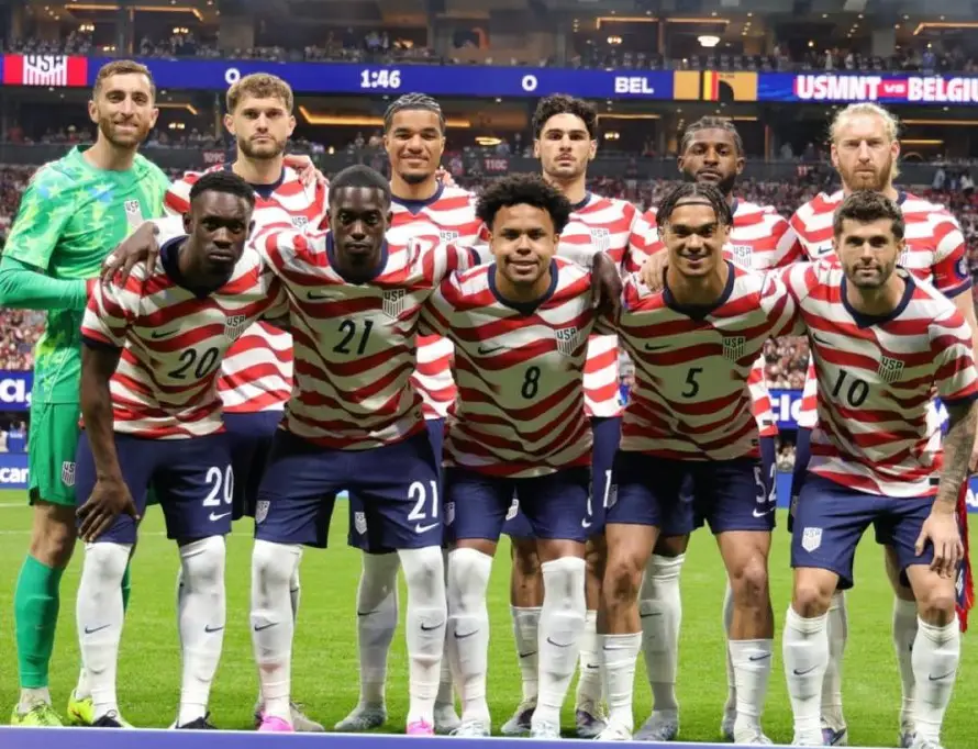 Estados Unidos busca el liderato del Grupo D ante la desafiante Australia