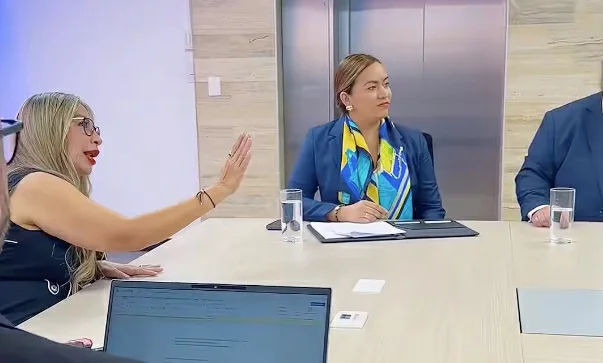 Viceministra de la diáspora se reúne con presidenta del TSE por elecciones 2027