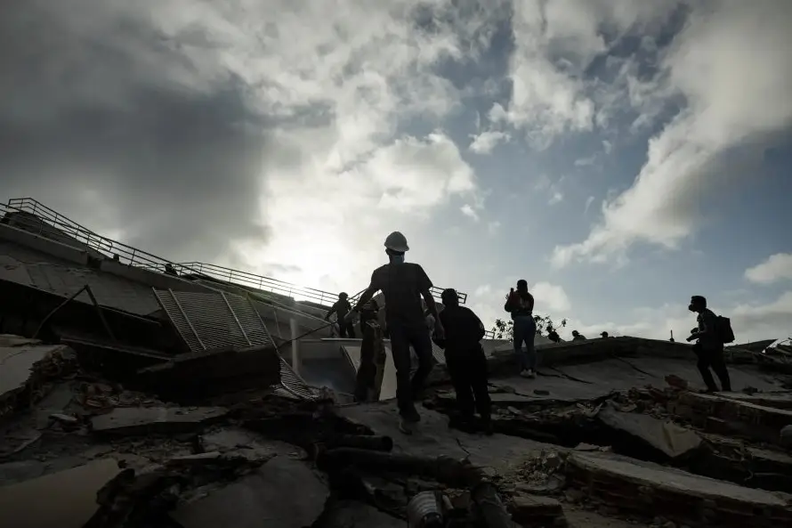  Más de 68,000 personas siguen desaparecidas tras terremotos en Venezuela