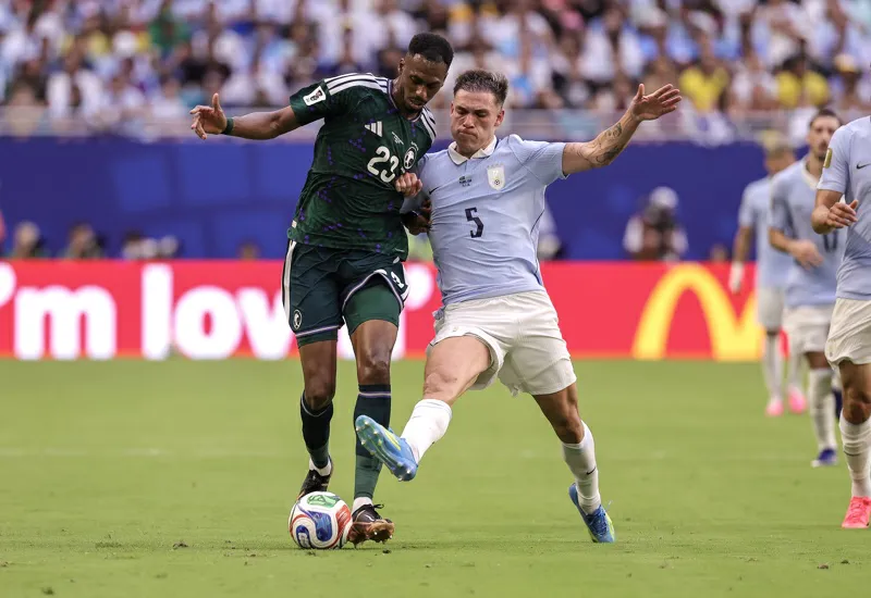 Uruguay evita otro milagro de Arabia Saudita con un empate