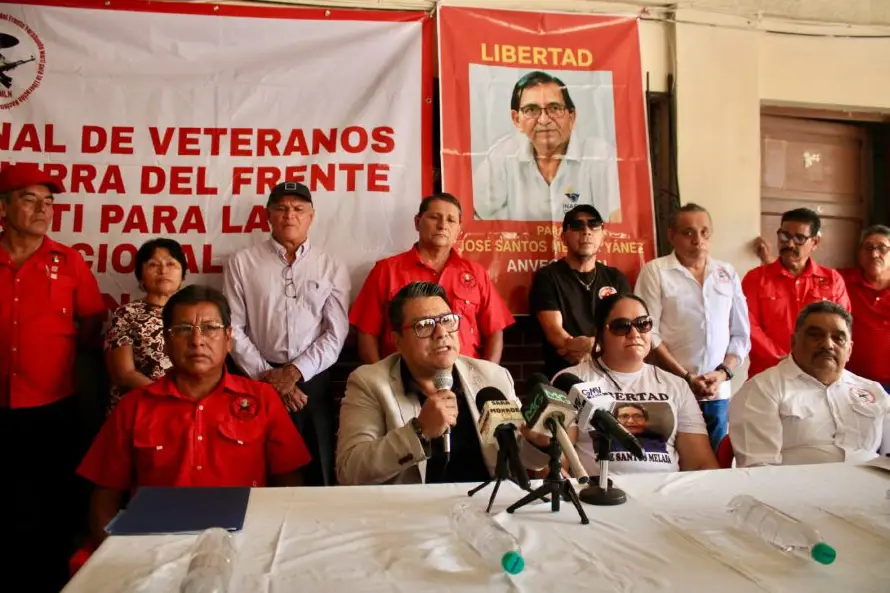 Veteranos del FMLN exigen a Fiscalía entregar dictamen de acusación en caso de acusados de terrorismo