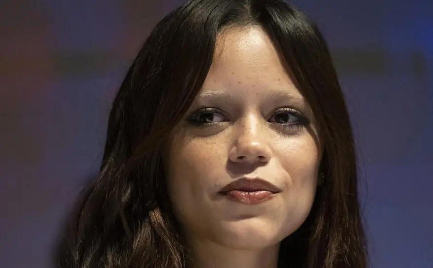 Jenna Ortega entre los 529 nuevos invitados a la Academia de los Oscar