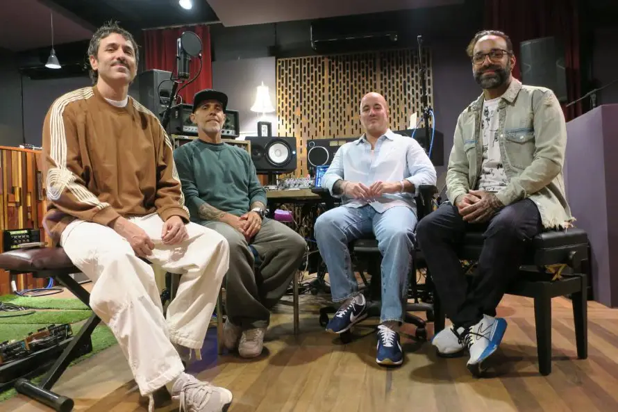 Cultura Profética se aparta de las malas noticias en su nuevo álbum "En bucle"