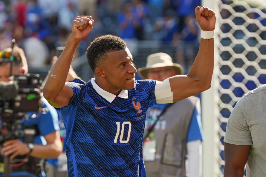 Cien veces Mbappé