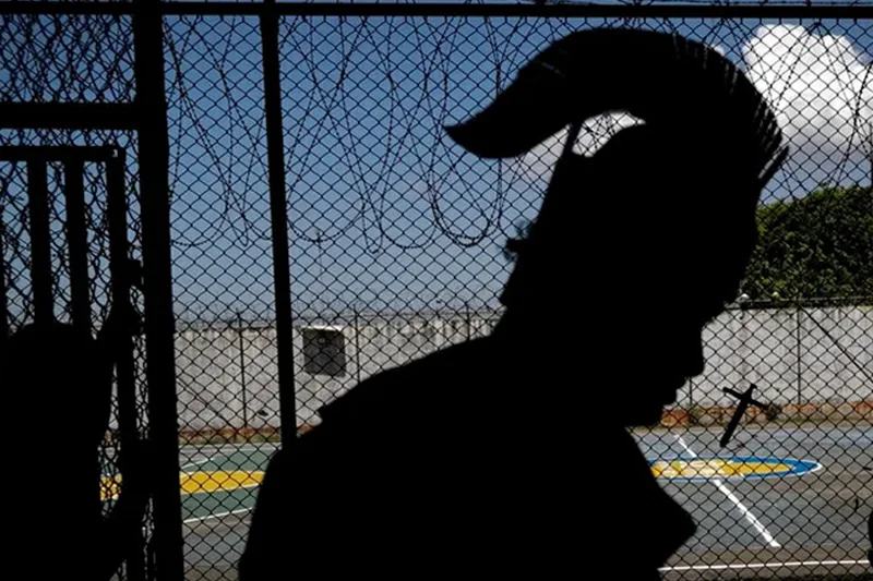 Panamá reactiva cárcel insular tras la inédita fuga de 195 presos y se desata una polémica