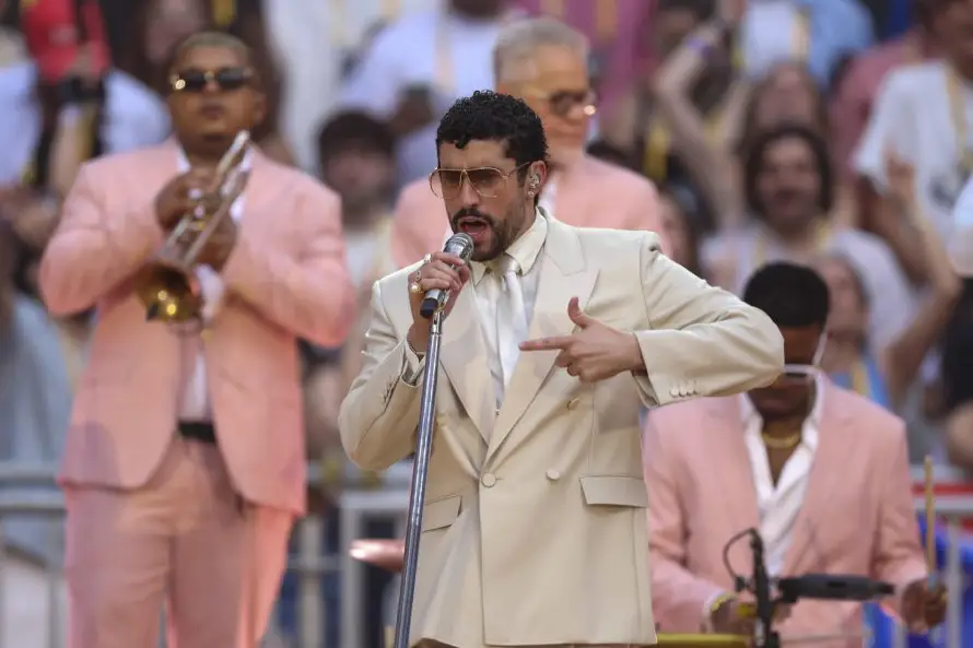 La revista People documenta la brillante trayectoria de Bad Bunny en edición especial