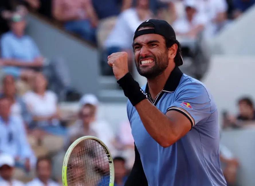 Roland Garros: Matteo Berrettini elimina a Juan Manuel Cerúndolo y avanza a cuartos