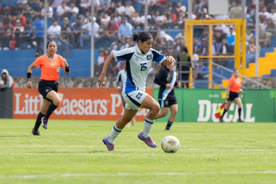 Selecta Femenina aplasta 5-1 a Guatemala en el cierre de la fecha FIFA