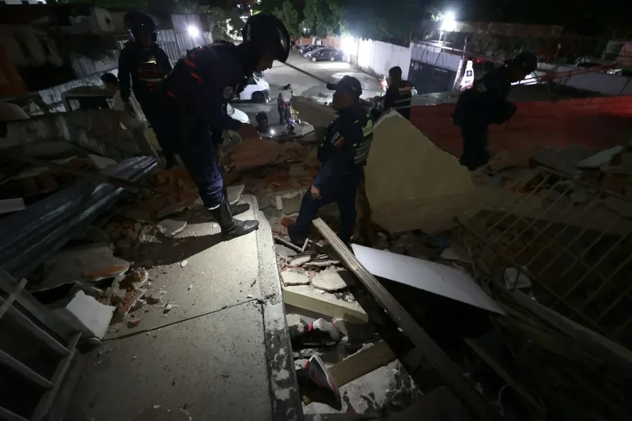 Venezuela registra 32 muertos y más de 700 heridos tras los terremotos, sin contar aún a La Guaira, la región más golpeada