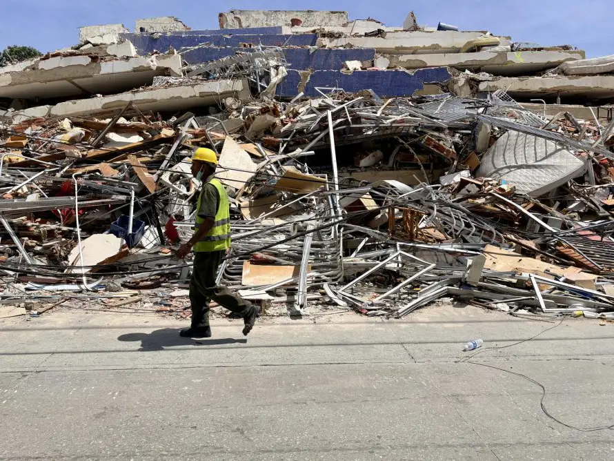 Suben a 3,342 los fallecidos y a 16,740 los heridos por los terremotos en Venezuela