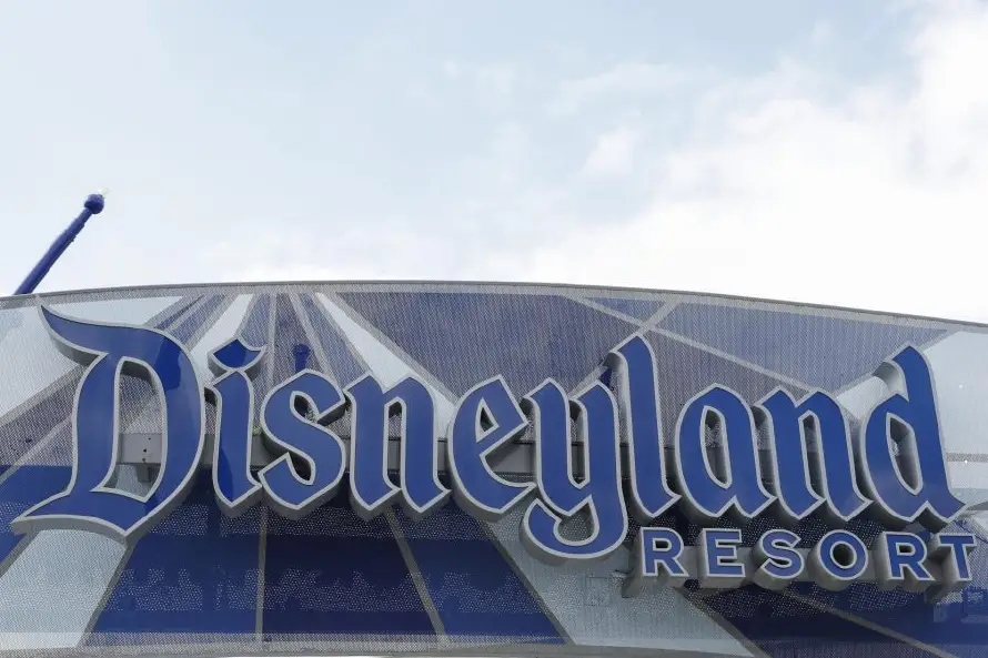 Disney traduce al español las aplicaciones de sus parques en Florida y California