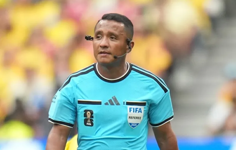 El salvadoreño Iván Barton dirigirá la semifinal Francia-España