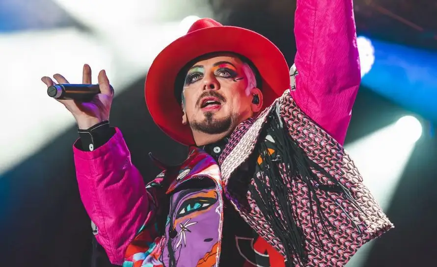 Boy George lanza canción proisraelí: "Tú dices genocidio, yo digo guerra"