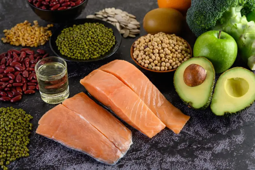 El consumo elevado de proteínas no es saludable, concluye una revisión científica