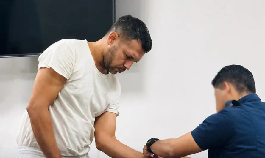 Falso arquitecto recibe más de tres años de cárcel por estafa de $8,500 en Santa Tecla