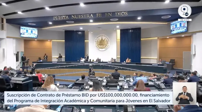 Votan a favor de préstamos del BCIE y BID que suman $440 millones que prometen mejorar servicio de agua, carreteras y becas