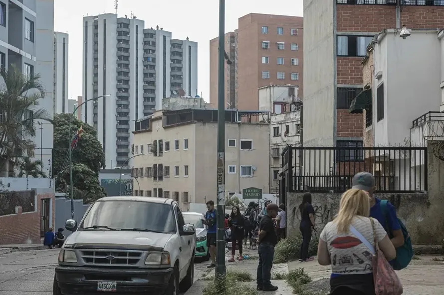 Caracas intenta recuperar la normalidad un mes después del doble terremoto que dejó miles de víctimas