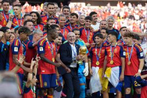 Un muerto en España tras el derrumbe de una fuente en las celebraciones del Mundial