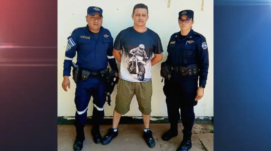 Arrestan a motociclista tras atropellar a un adulto mayor de 80 años en San Francisco Menéndez, Ahuachapán