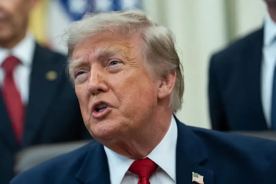 Trump amenaza a Irán con hacerle "pagar" por la muerte de soldados estadounidenses