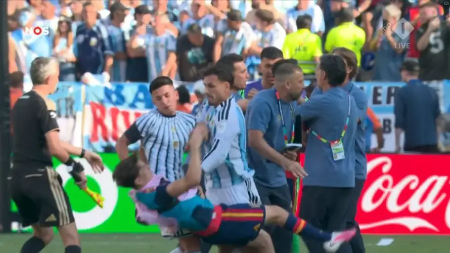 La prensa deportiva critica actitud de Argentina tras perder la final mundialista