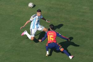 La FIFA investigará a Argentina tras los incidentes al final del partido ante España