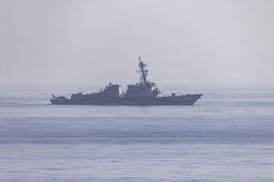 Irán afirma que el acuerdo con Omán sobre Ormuz no implica la reapertura del paso