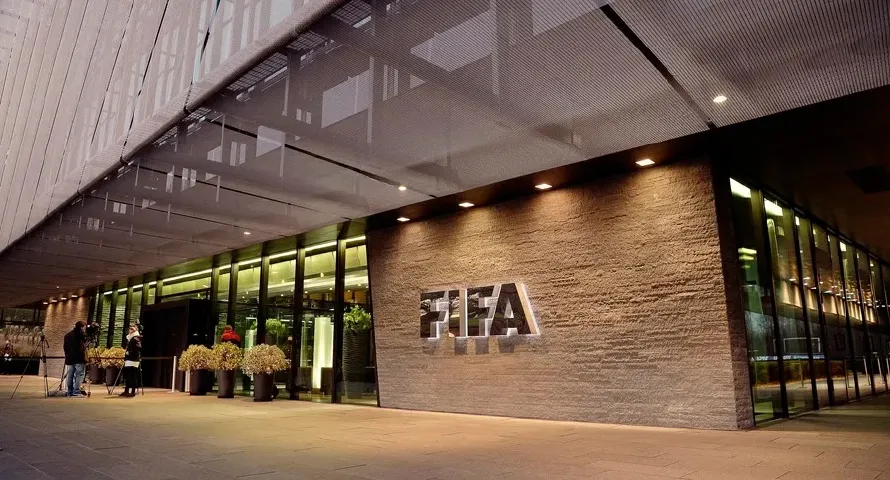 La FIFA enfrenta ola de críticas por su plan de privatizar el Mundial