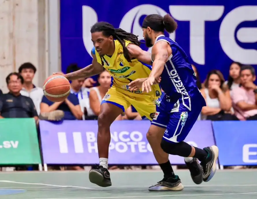 Metapán BC y Lobos disputan un crucial juego tres de la final del Apertura 2026