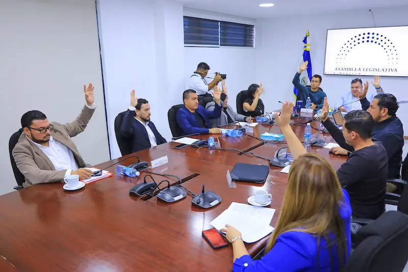 Dictaminan préstamo del BCIE por $185 millones que promete garantizar agua a 156,000 habitantes del gran San Salvador