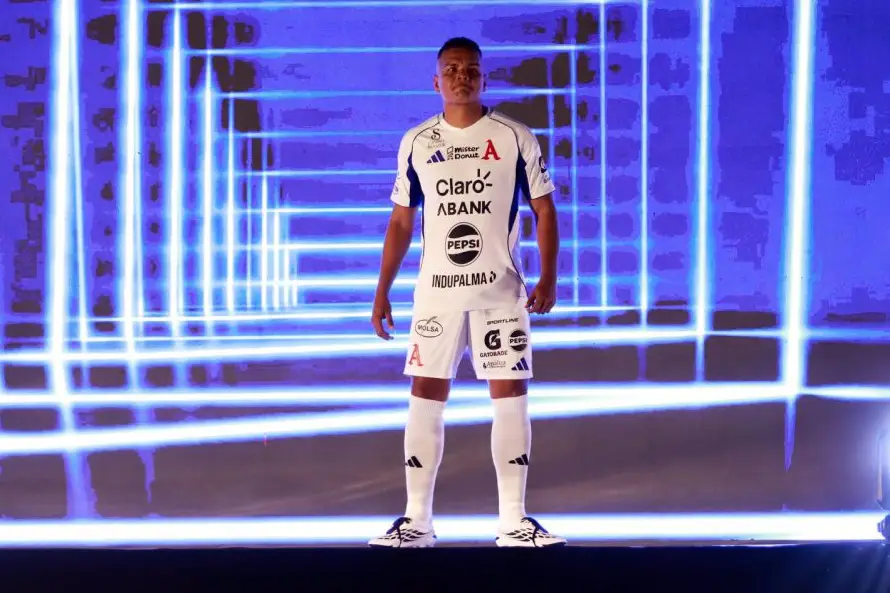 Alianza presenta su nueva camiseta Adidas para el Apertura 2026
