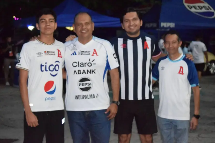 Aliancismo y el tímido aliento de Antigua le dieron color a la noche de Copa Centroamericana