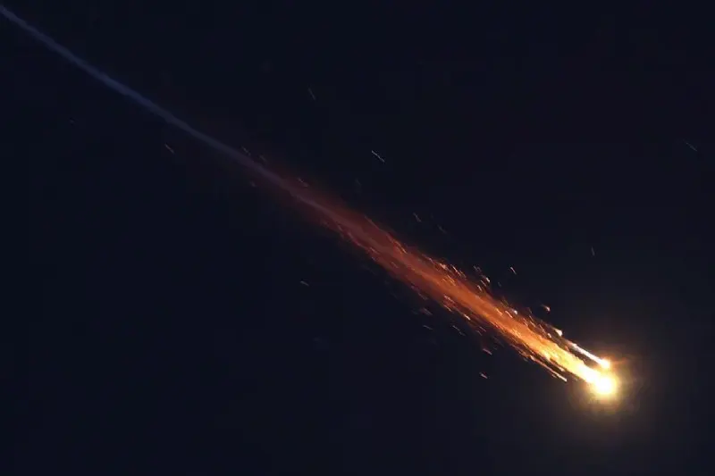EE.UU. lanza bombardeos aéreos contra Irán por octava jornada consecutiva