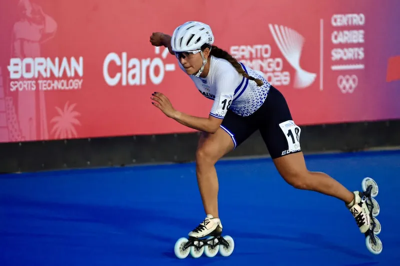La patinadora Ivonne Nóchez conquista otro oro, en 200 metros, en Santo Domingo