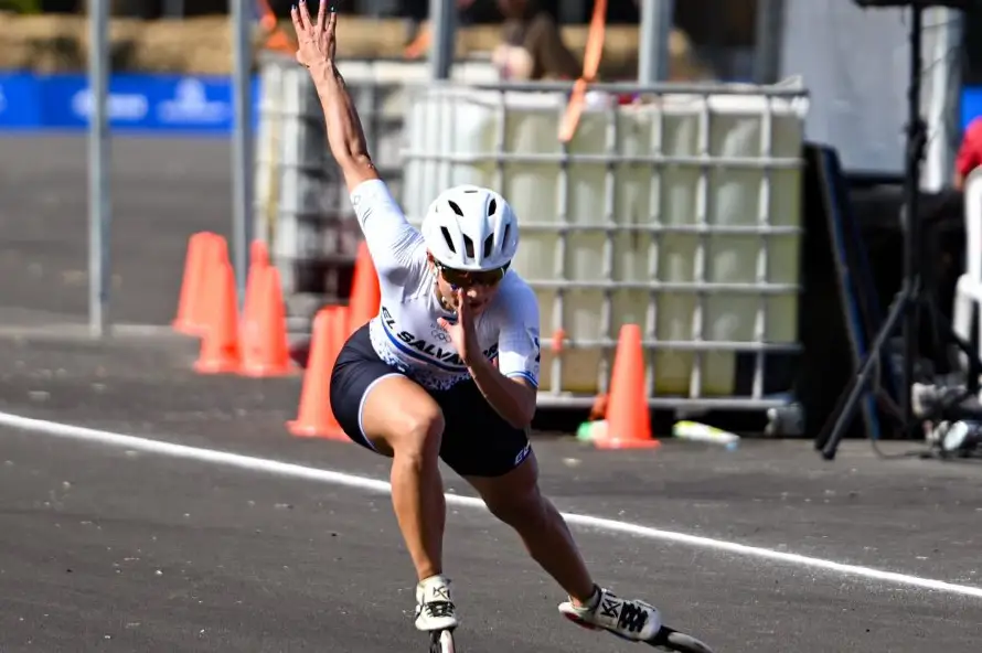 Salvadoreña Ivonne Nóchez gana la medalla de oro en los 100 metros sprint de Santo Domingo 2026