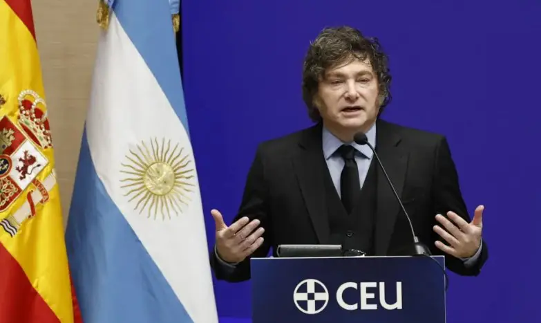 Milei respalda reclamo de jugadores argentinos por Malvinas: "Válido y lícito"