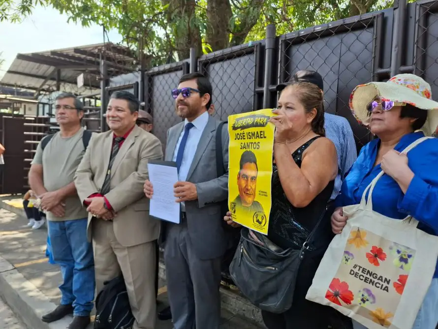 Defensa de exveterano del FMLN, José Santos Melara, responde dictamen de acusación y exigen liberarlo