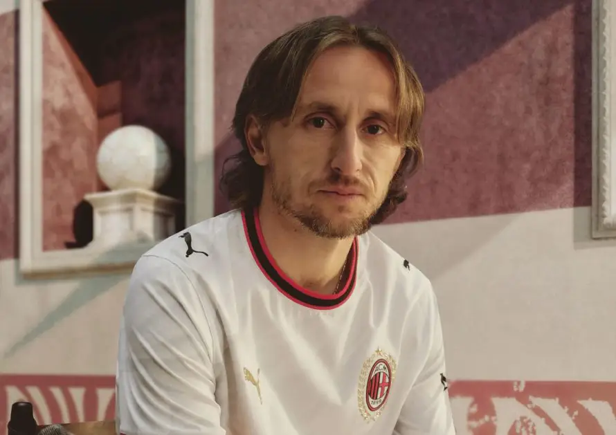 Modric renueva con el Milan una temporada más