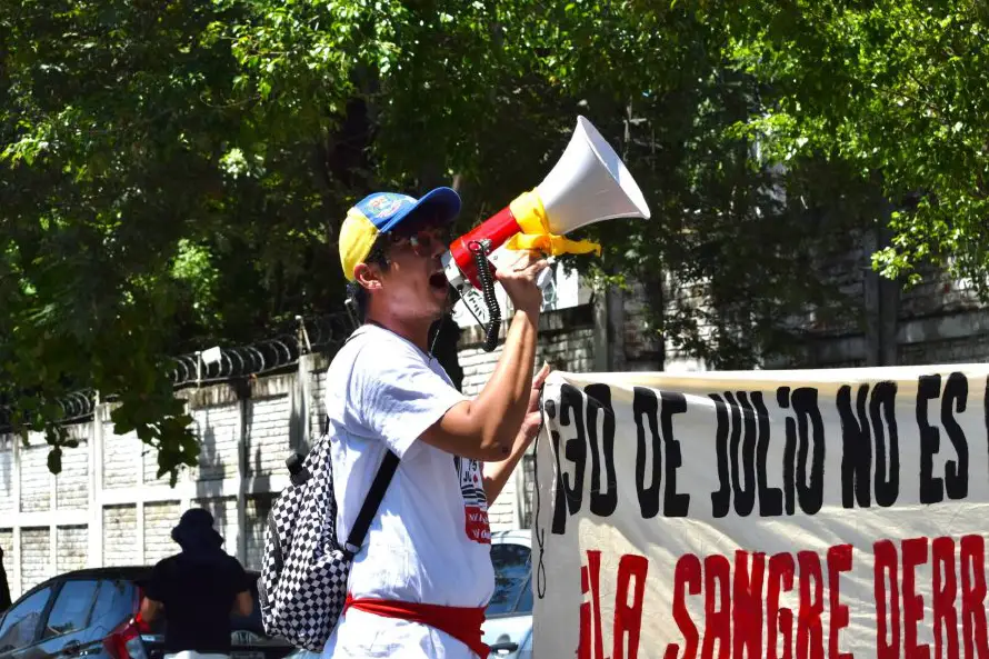 La UES recordó a los mártires del 30 de julio a 51 años de la masacre estudiantil
