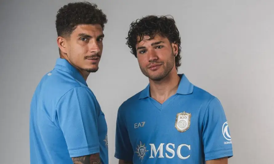 El Nápoles celebra 100 años con una camiseta homenaje a la era de Maradona