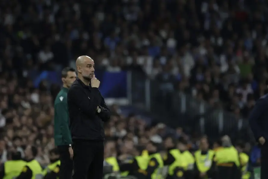 El responsable del deporte italiano pide un técnico nacional frente a la opción Pep Guardiola