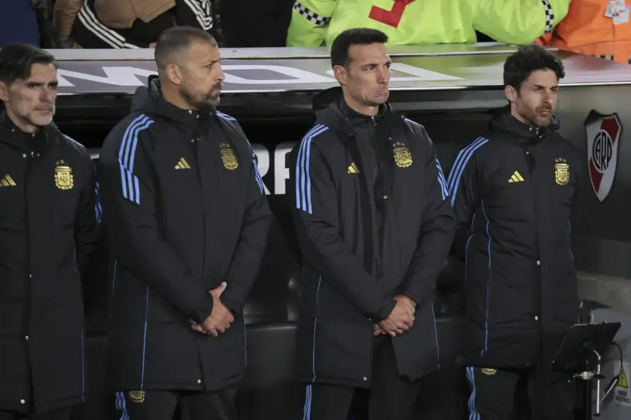 Roberto Ayala promete disculparse con Dani Olmo: “Estoy arrepentido, si lo veo le pediré disculpas en persona”