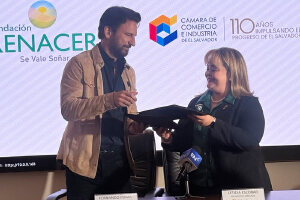 Fundación Renacer y Camarasal se unen para impulsar el empleo de jóvenes en hogares de acogida