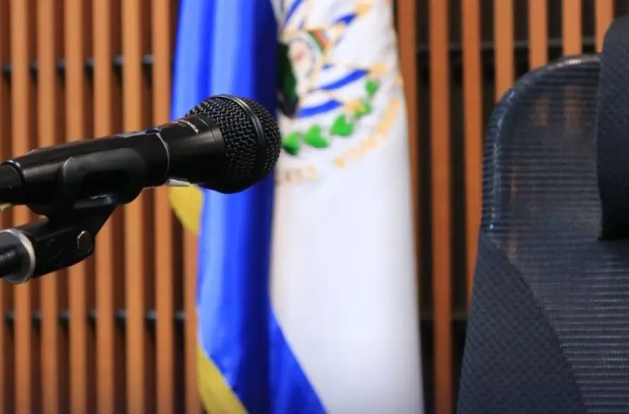 Envían a juicio a un hombre que intentó asesinar a una mujer en Tonacatepeque