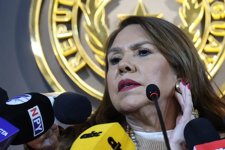 Senadora paraguaya dice que a Mbappé "le llegó el karma"