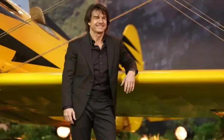 Tom Cruise y Robbie Williams participarán en la ceremonia de clausura del Mundial