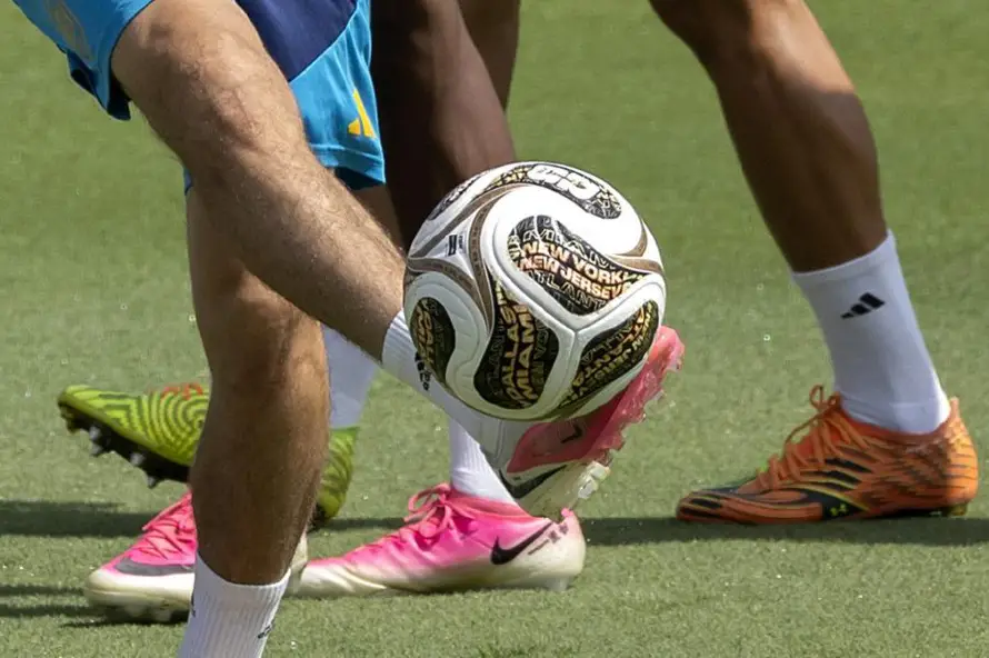 Así es el Trionda Final, el balón de los últimos 4 partidos del Mundial