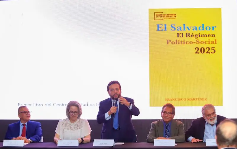 Ulloa dice El Salvador logró armonizar las tres funciones del Estado por el liderazgo de Bukele