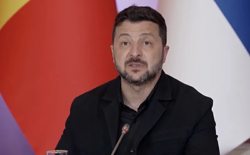 Zelenski promete una Ucrania libre de la amenaza de Rusia