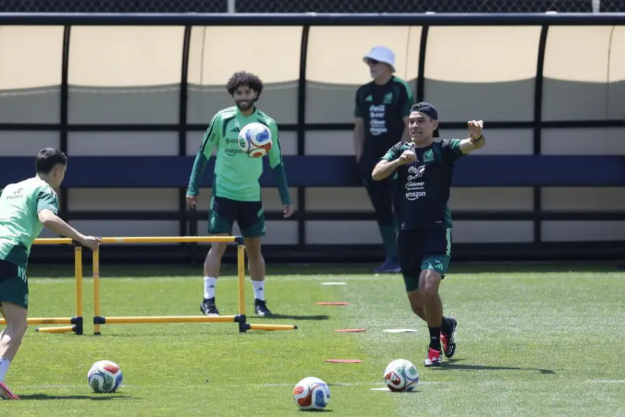 Rafael Márquez intentará dar rumbo a un México estancado por cuatro décadas